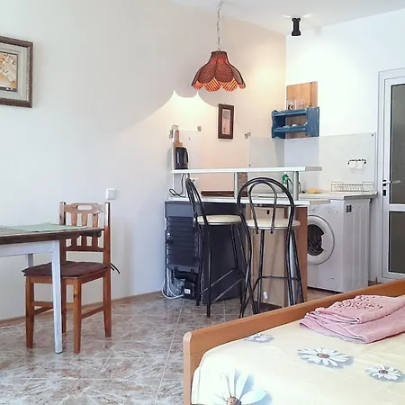 Apartment La Piccola Porta, равда, българия